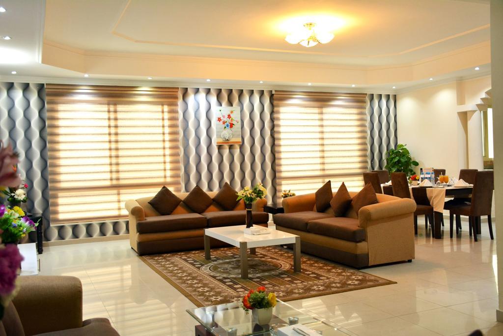 President Suites Apartments マナーマ エクステリア 写真